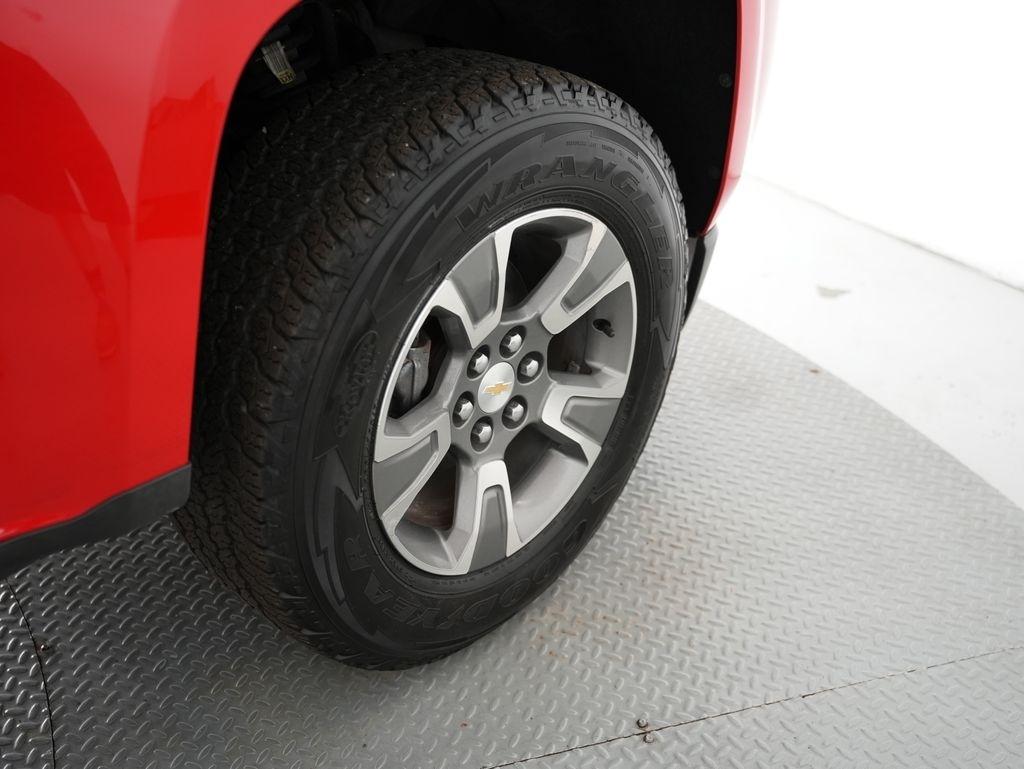 Chevrolet Colorado 4WD Crew Cab 140.5" Z71 2015