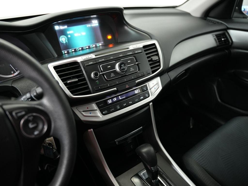 Honda Accord Sedan 4dr I4 CVT LX 2015