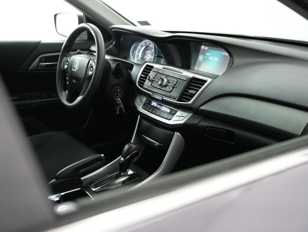 Honda Accord Sedan 4dr I4 CVT LX 2015
