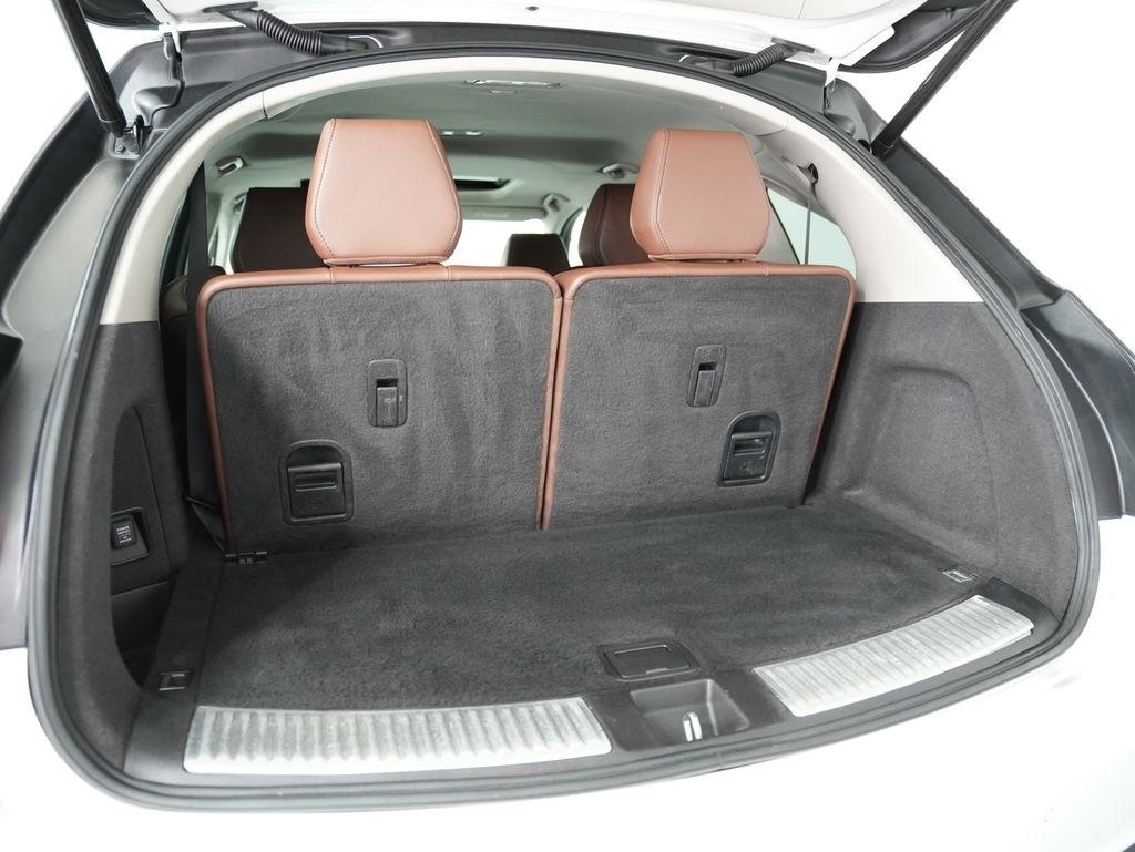 Acura MDX SH-AWD w/Advance Pkg 2018