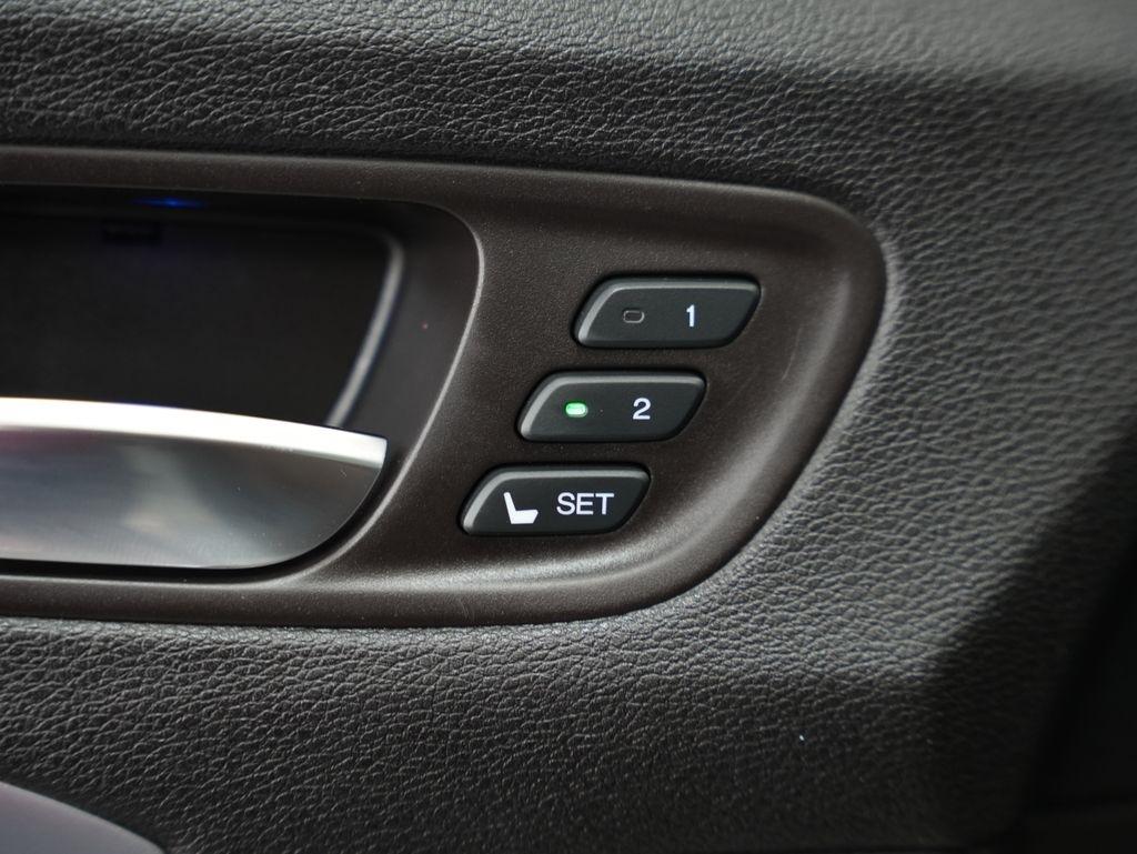 Acura MDX SH-AWD w/Advance Pkg 2018