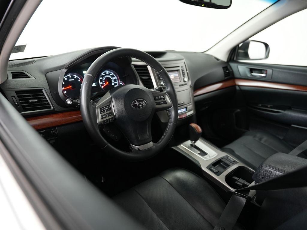 Subaru Outback 4dr Wgn H4 Auto 2.5i Limited 2013