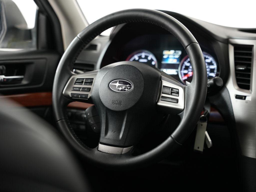 Subaru Outback 4dr Wgn H4 Auto 2.5i Limited 2013