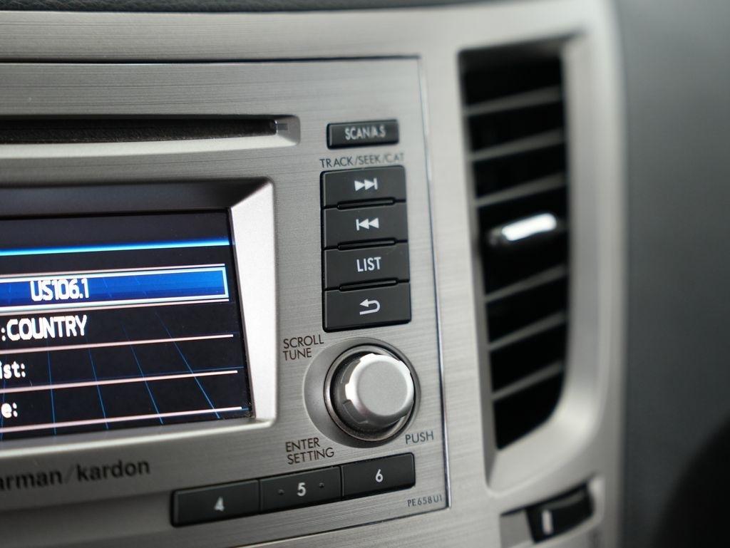 Subaru Outback 4dr Wgn H4 Auto 2.5i Limited 2013