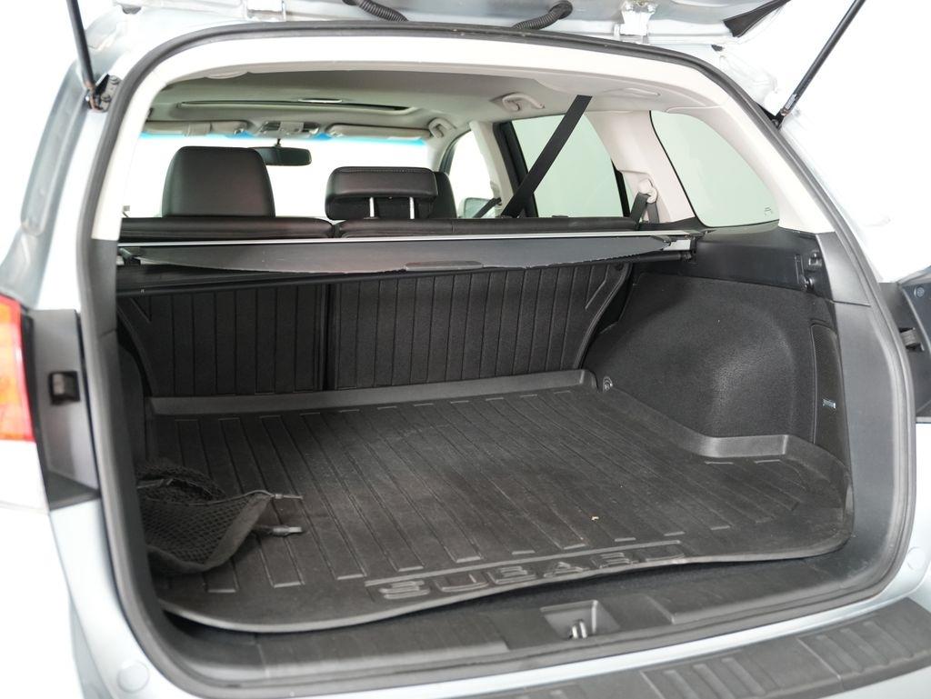 Subaru Outback 4dr Wgn H4 Auto 2.5i Limited 2013