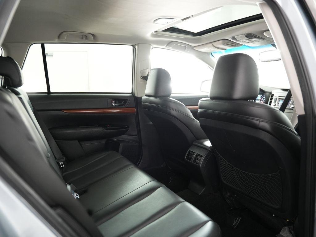 Subaru Outback 4dr Wgn H4 Auto 2.5i Limited 2013