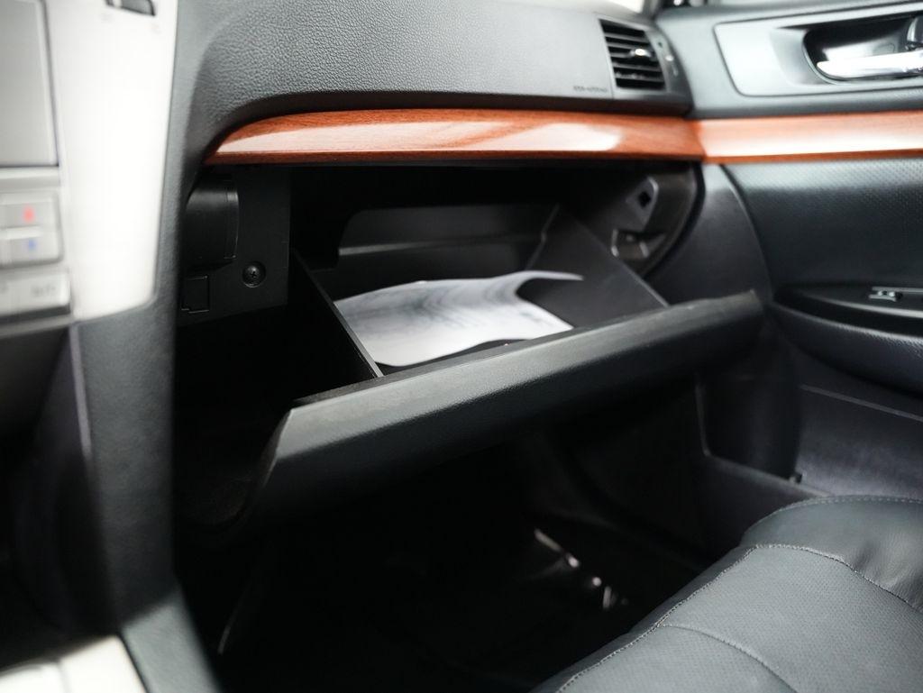 Subaru Outback 4dr Wgn H4 Auto 2.5i Limited 2013