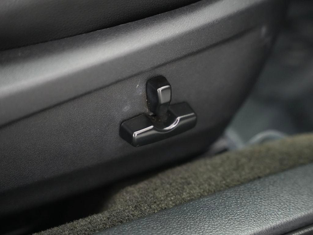 Subaru Outback 4dr Wgn H4 Auto 2.5i Limited 2013