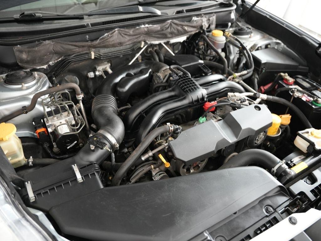 Subaru Outback 4dr Wgn H4 Auto 2.5i Limited 2013