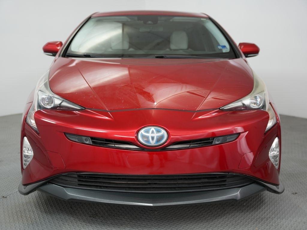 Toyota Prius Three Touring (Natl) 2017