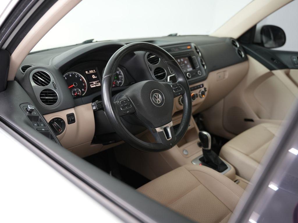 Volkswagen Tiguan 2WD 4dr Auto R-Line 2015