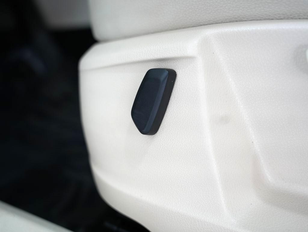 Volkswagen Tiguan 2WD 4dr Auto R-Line 2015