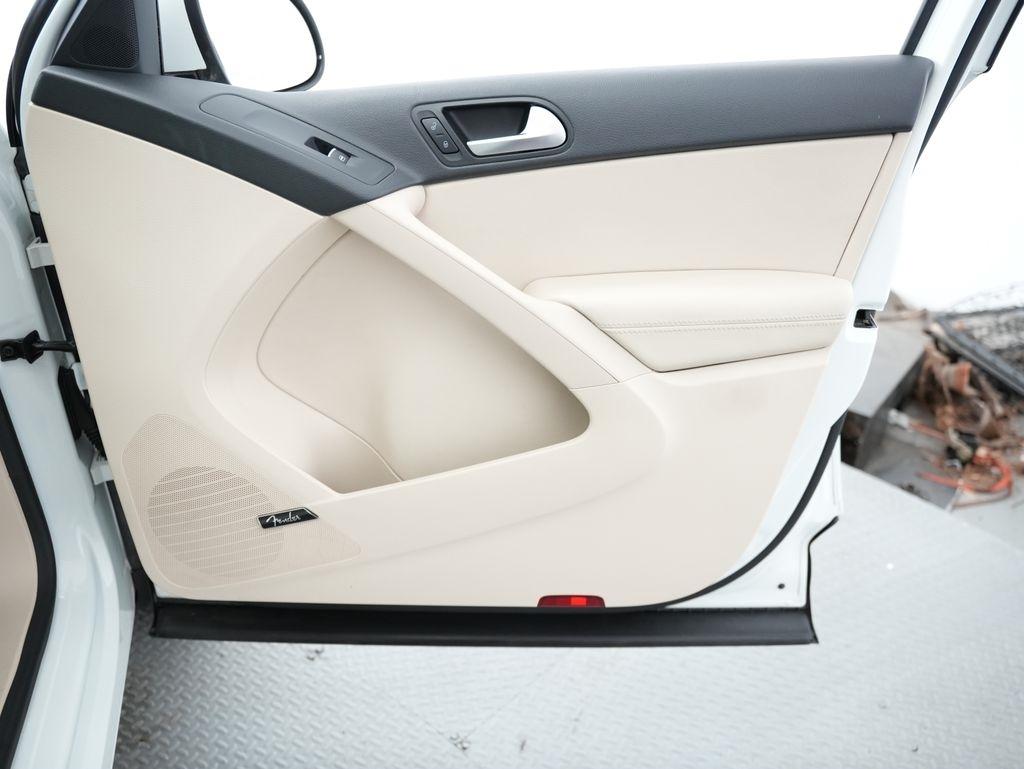 Volkswagen Tiguan 2WD 4dr Auto R-Line 2015