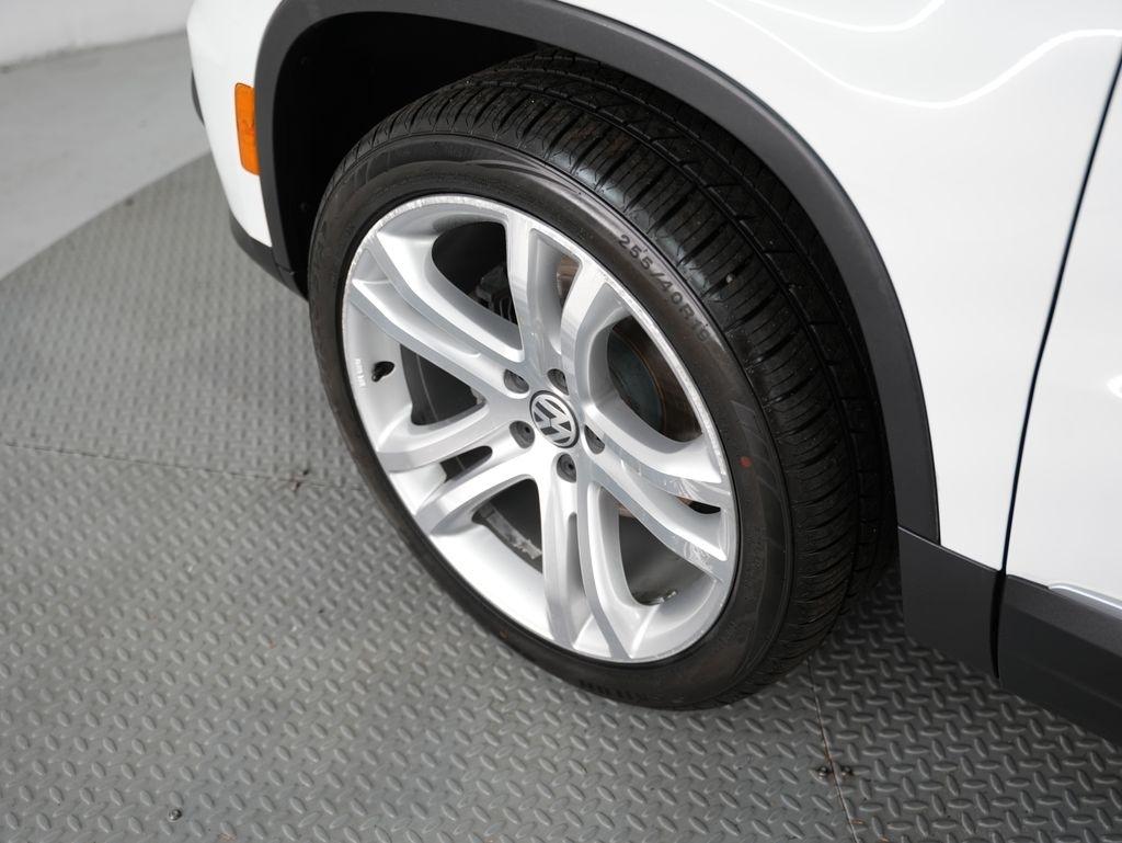 Volkswagen Tiguan 2WD 4dr Auto R-Line 2015