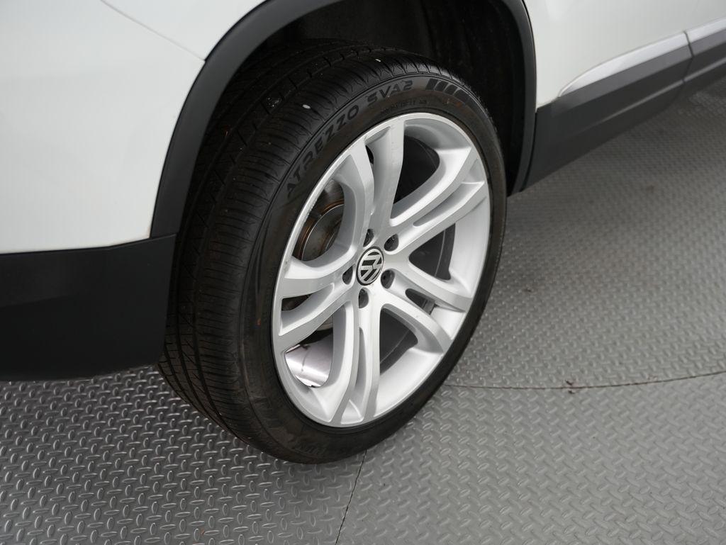 Volkswagen Tiguan 2WD 4dr Auto R-Line 2015