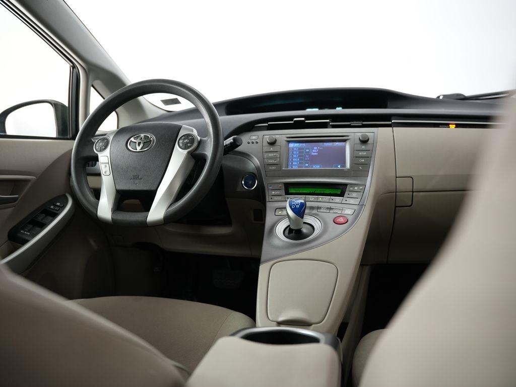 Toyota Prius 5dr HB Persona (Natl) 2013