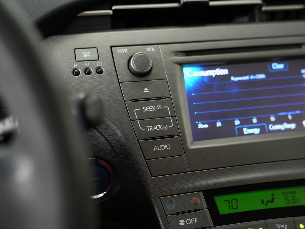 Toyota Prius 5dr HB Persona (Natl) 2013