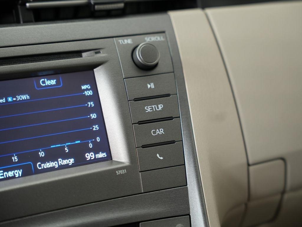 Toyota Prius 5dr HB Persona (Natl) 2013