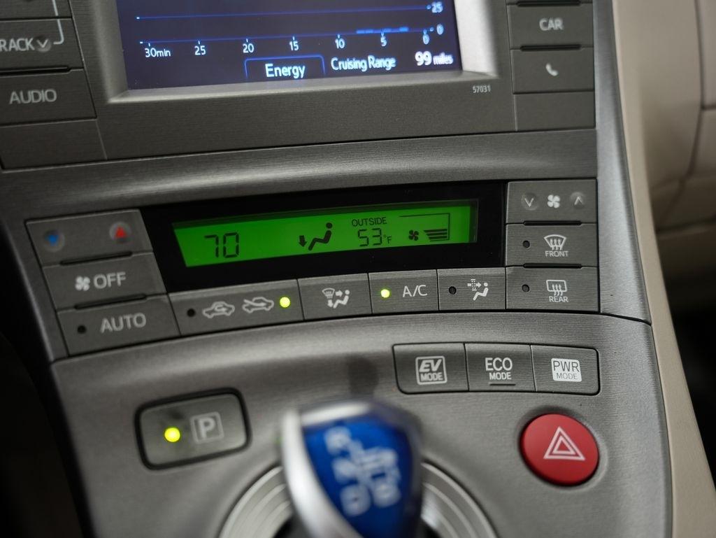 Toyota Prius 5dr HB Persona (Natl) 2013