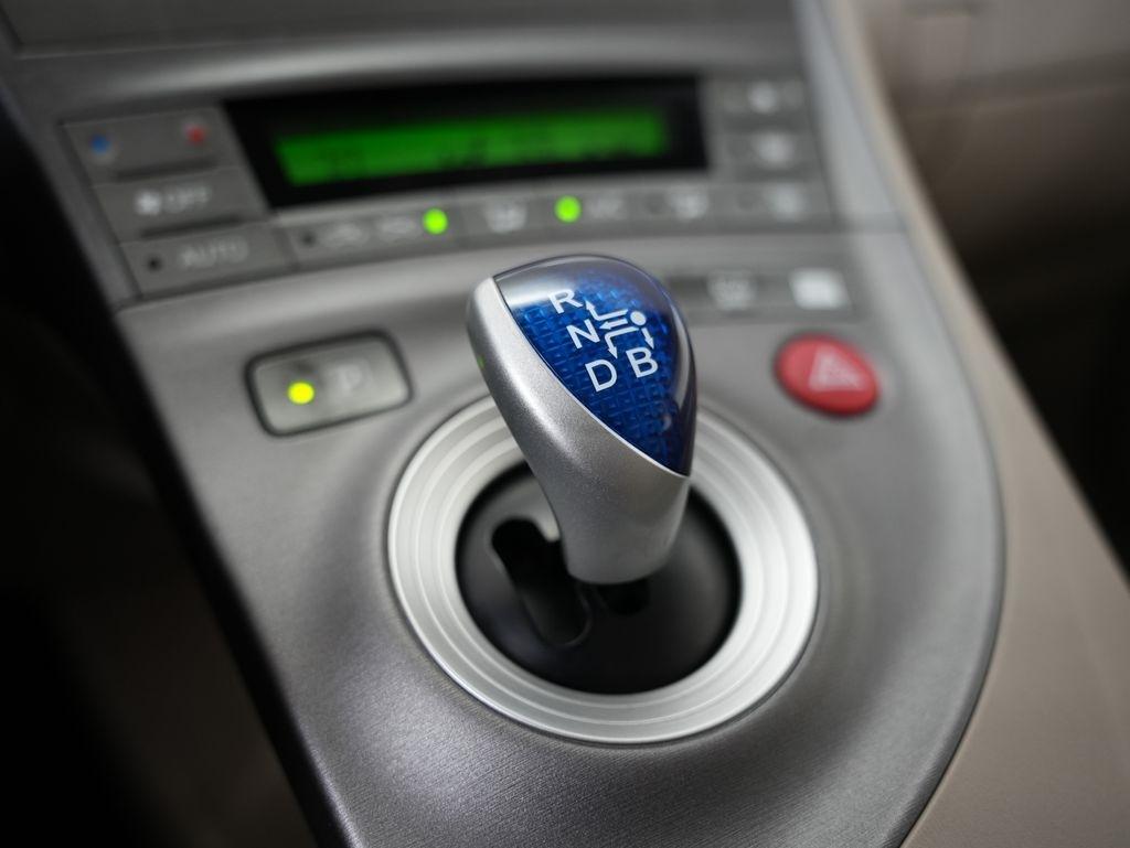 Toyota Prius 5dr HB Persona (Natl) 2013