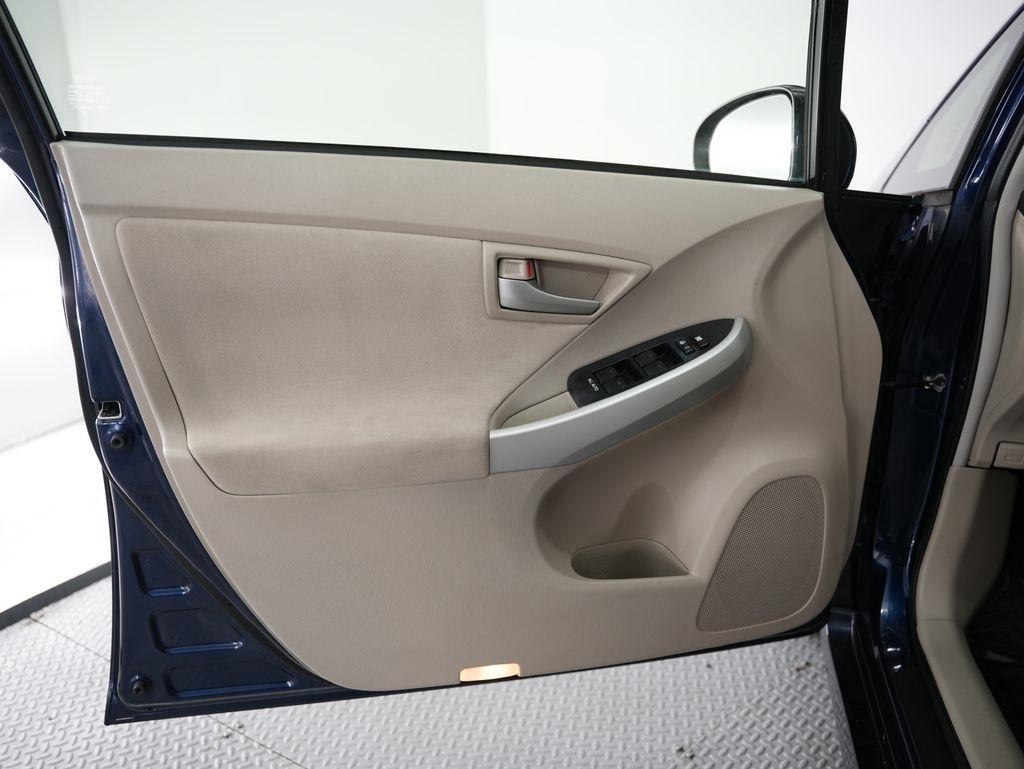 Toyota Prius 5dr HB Persona (Natl) 2013