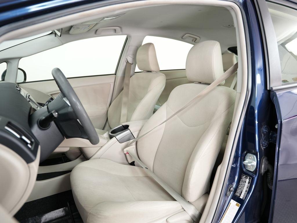 Toyota Prius 5dr HB Persona (Natl) 2013