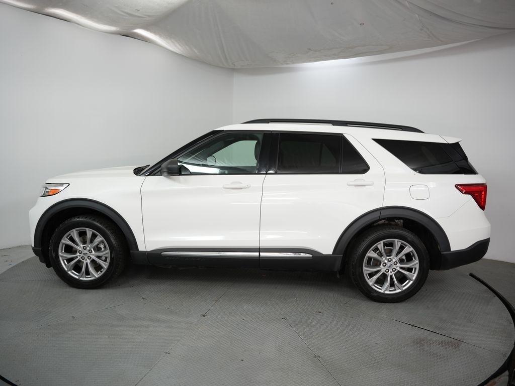 Ford Explorer XLT 4WD 2020