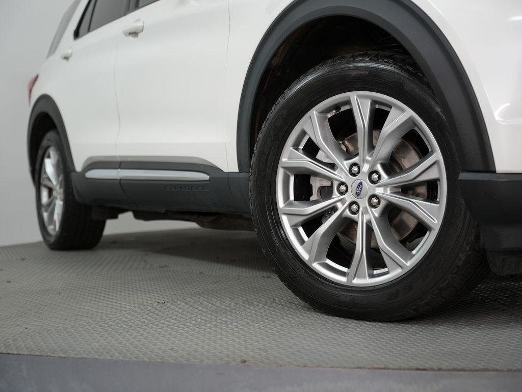 Ford Explorer XLT 4WD 2020