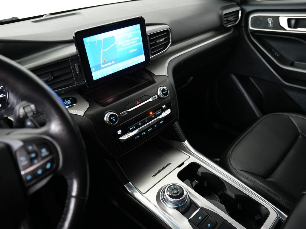 Ford Explorer XLT 4WD 2020