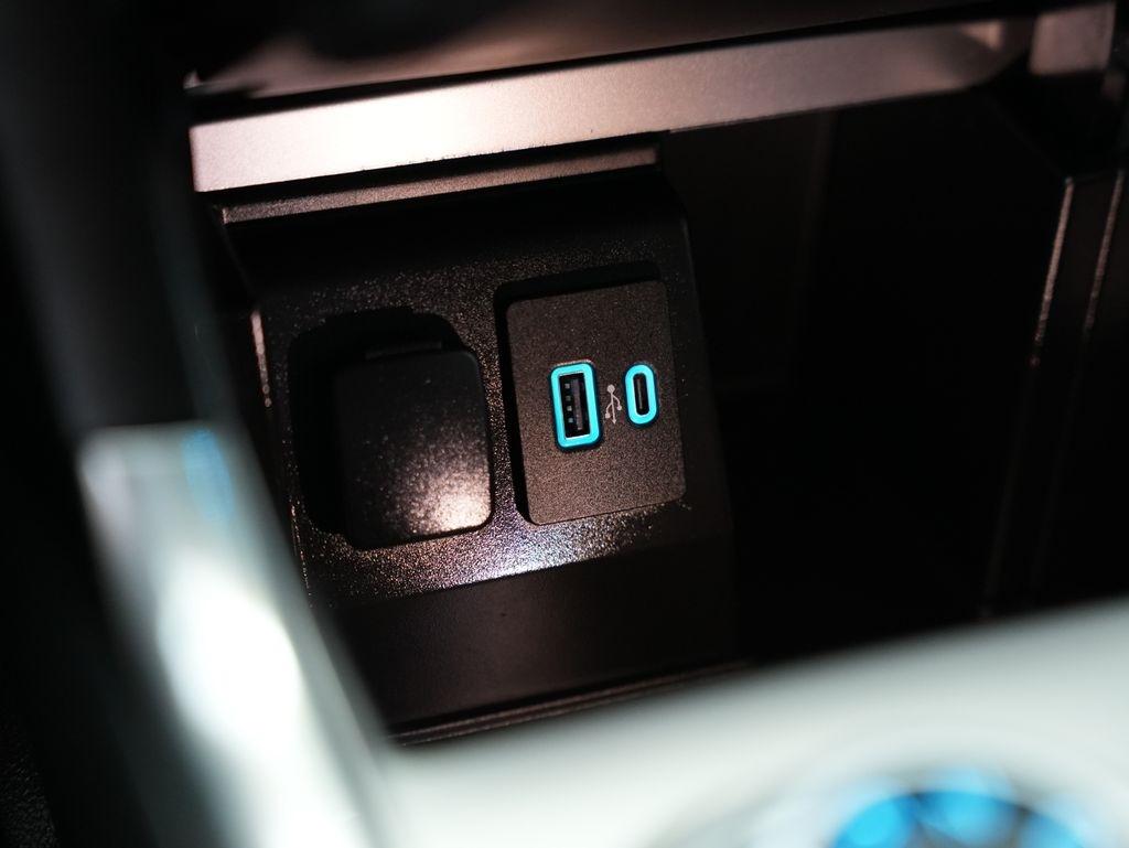 Ford Explorer XLT 4WD 2020