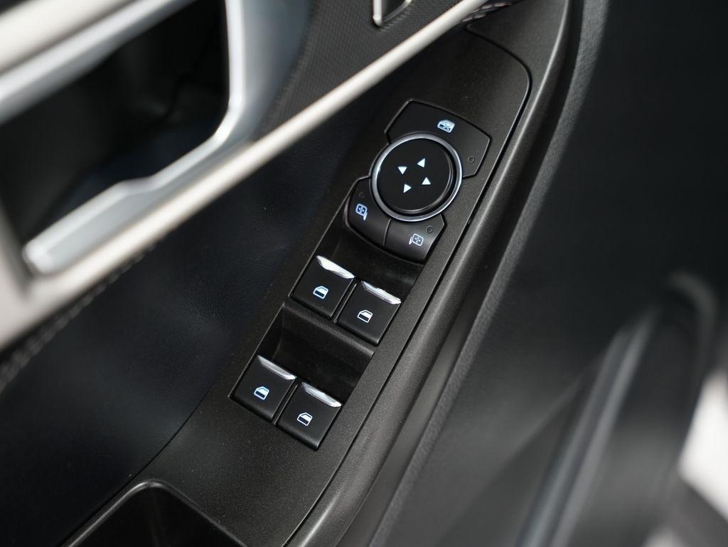 Ford Explorer XLT 4WD 2020