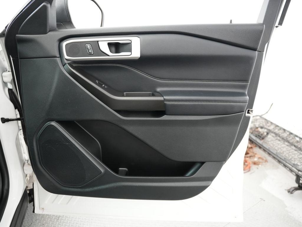 Ford Explorer XLT 4WD 2020