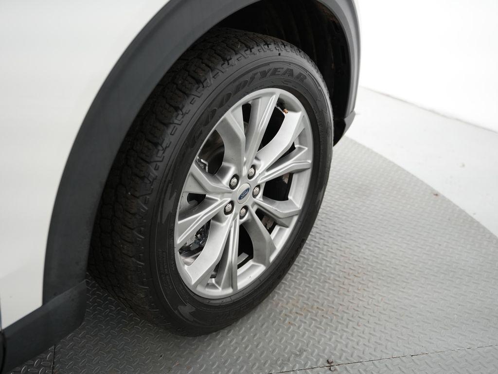 Ford Explorer XLT 4WD 2020