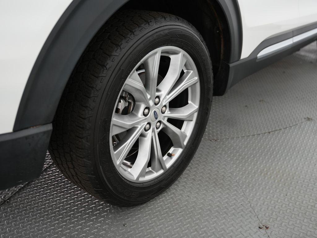 Ford Explorer XLT 4WD 2020