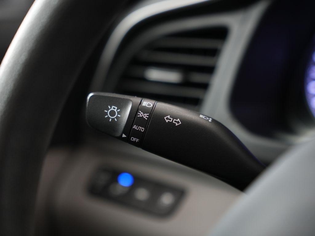 Hyundai Elantra SEL Auto 2019