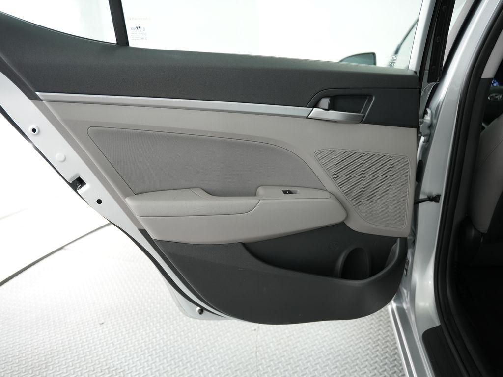 Hyundai Elantra SEL Auto 2019