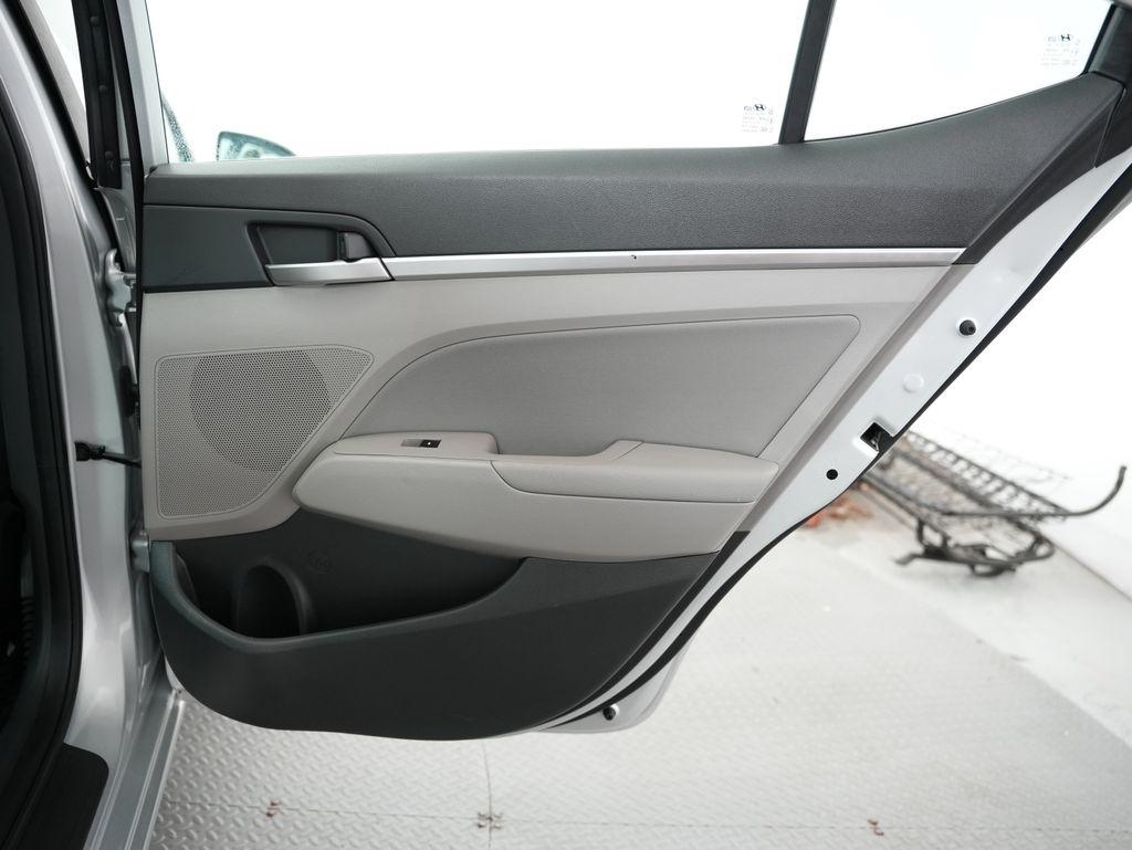 Hyundai Elantra SEL Auto 2019