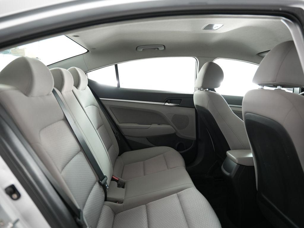 Hyundai Elantra SEL Auto 2019