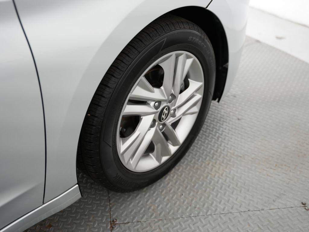 Hyundai Elantra SEL Auto 2019