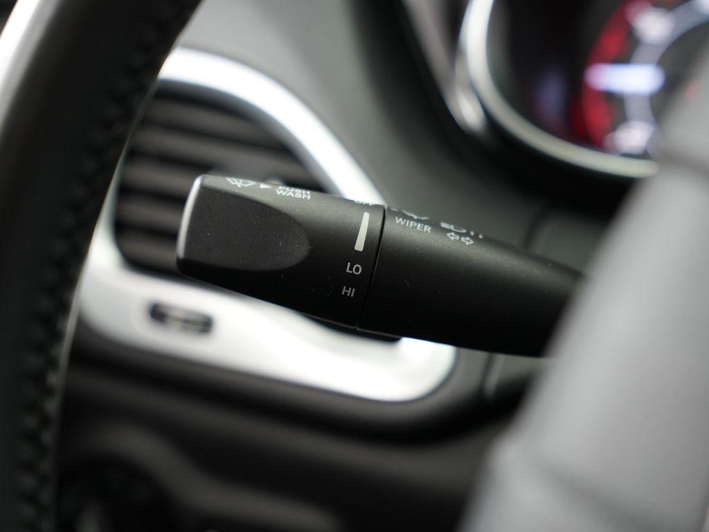 Dodge Dart 4dr Sdn SXT 2013