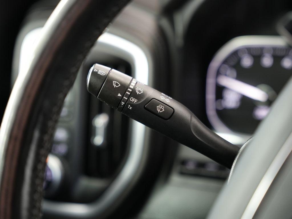 GMC Sierra 1500 4WD Crew Cab 147" Denali 2020