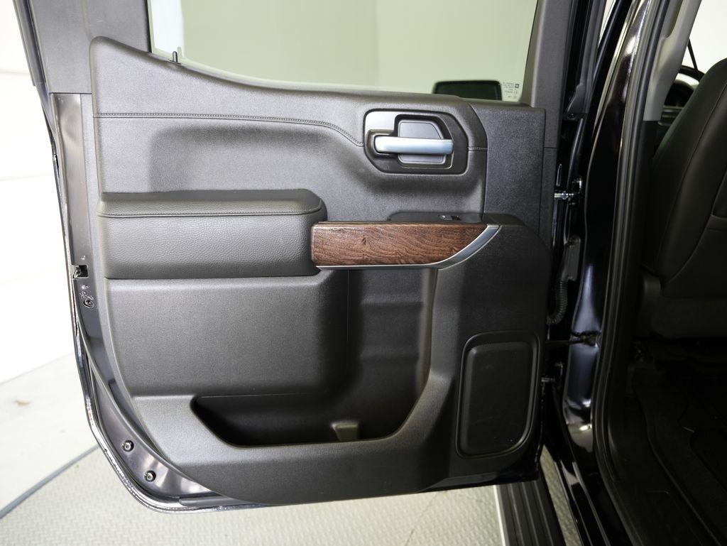 GMC Sierra 1500 4WD Crew Cab 147" Denali 2020