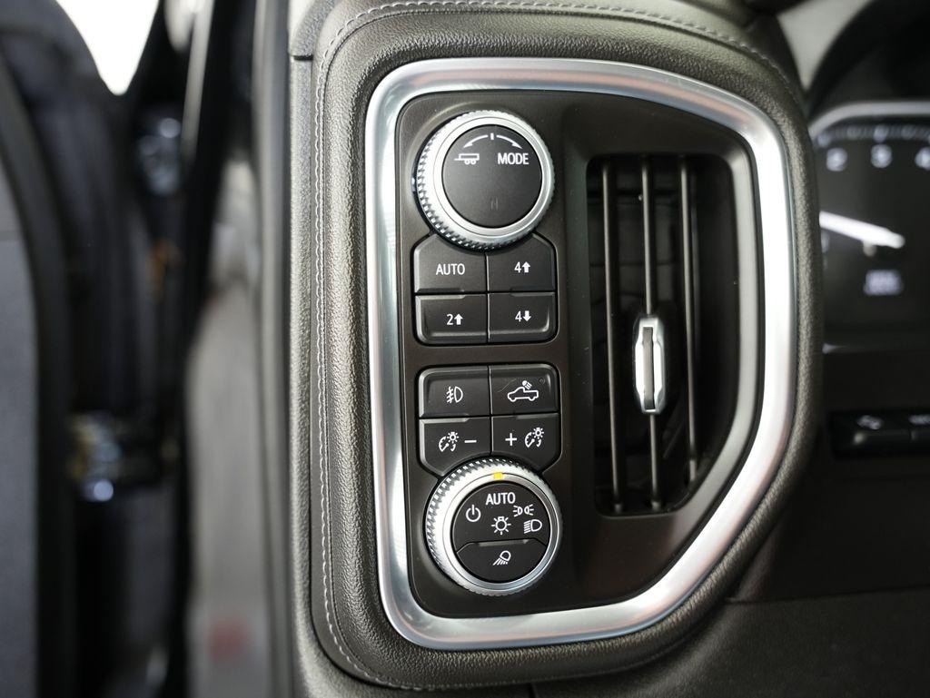 GMC Sierra 1500 4WD Crew Cab 147" Denali 2020