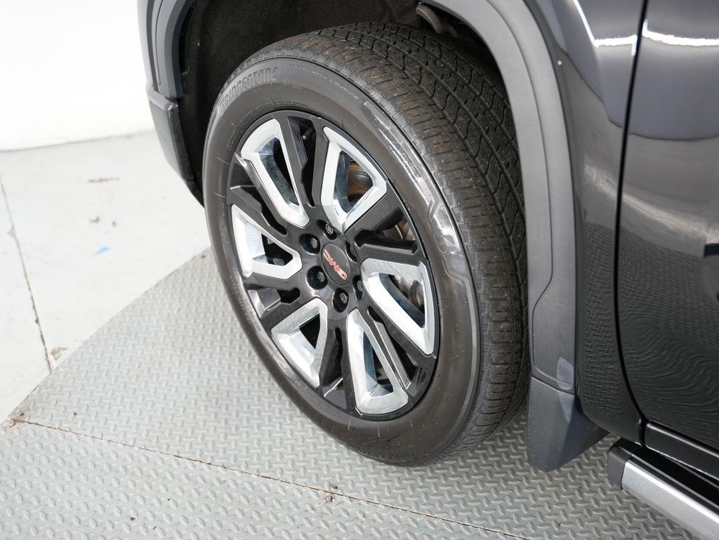 GMC Sierra 1500 4WD Crew Cab 147" Denali 2020