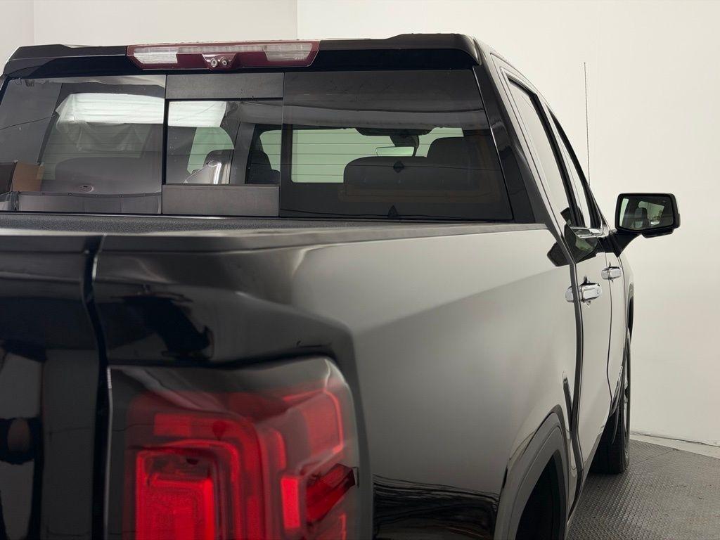 GMC Sierra 1500 4WD Crew Cab 147" Denali 2020