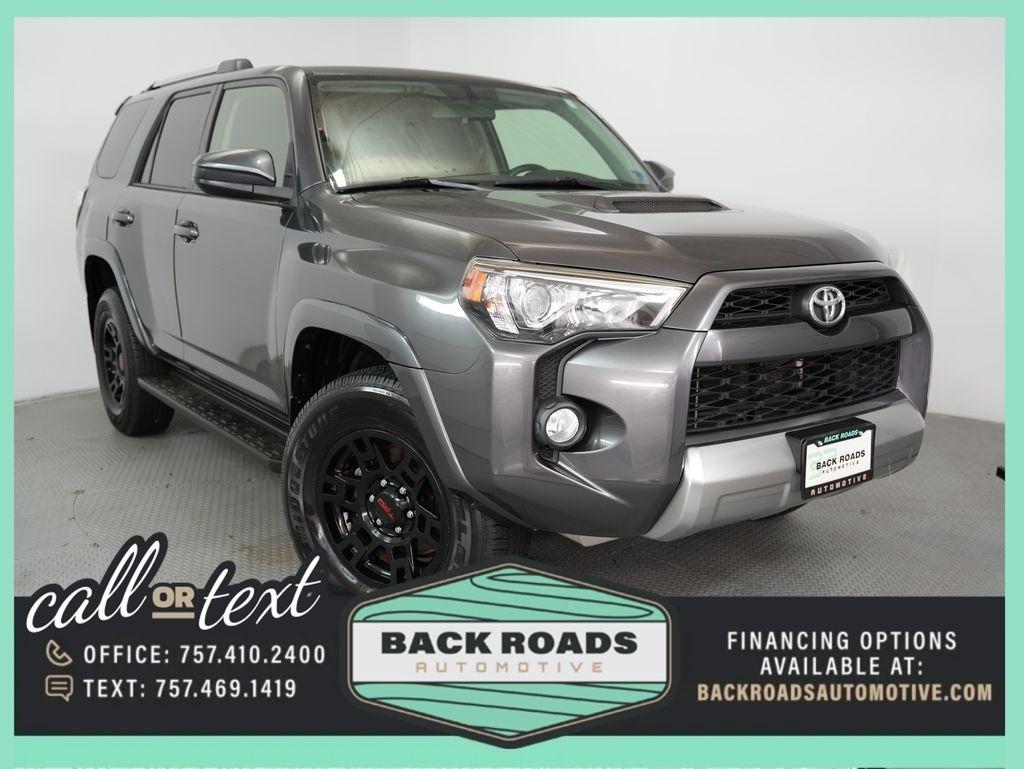 Toyota 4Runner TRD Off Road Premium 4WD (Natl) 2017