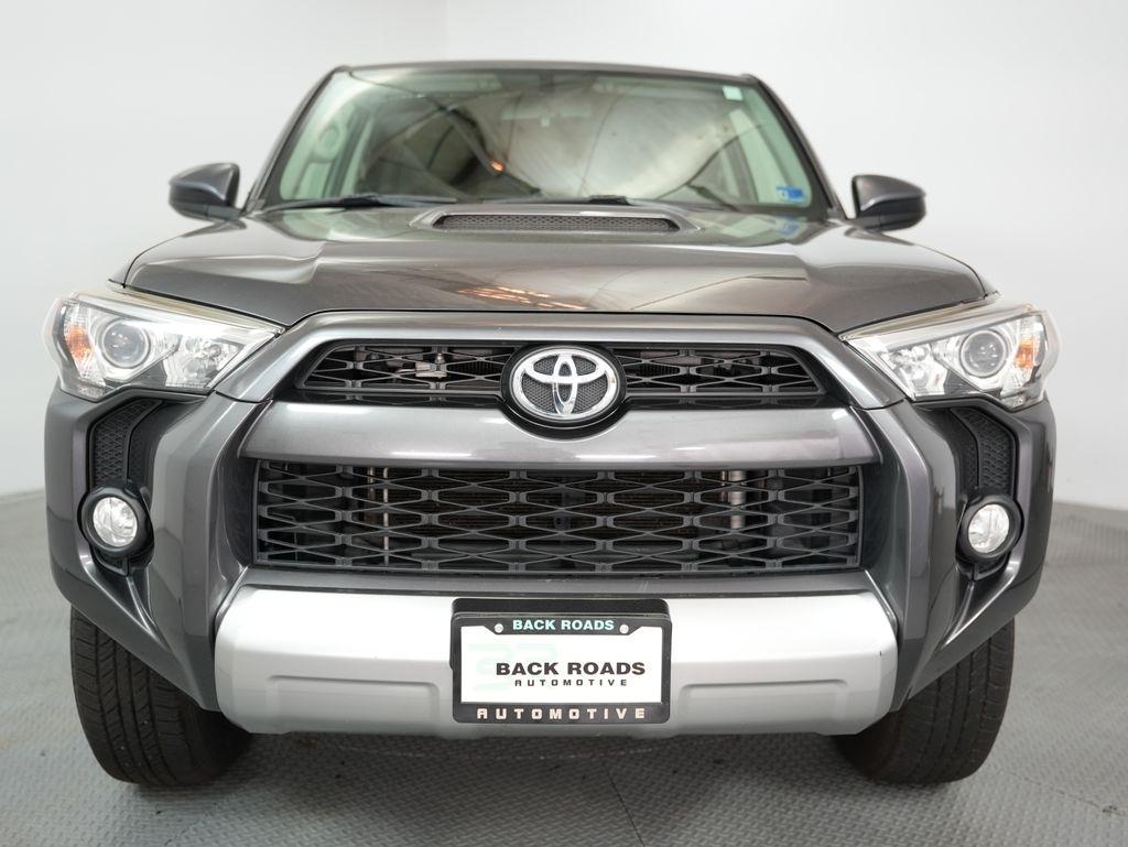 Toyota 4Runner TRD Off Road Premium 4WD (Natl) 2017