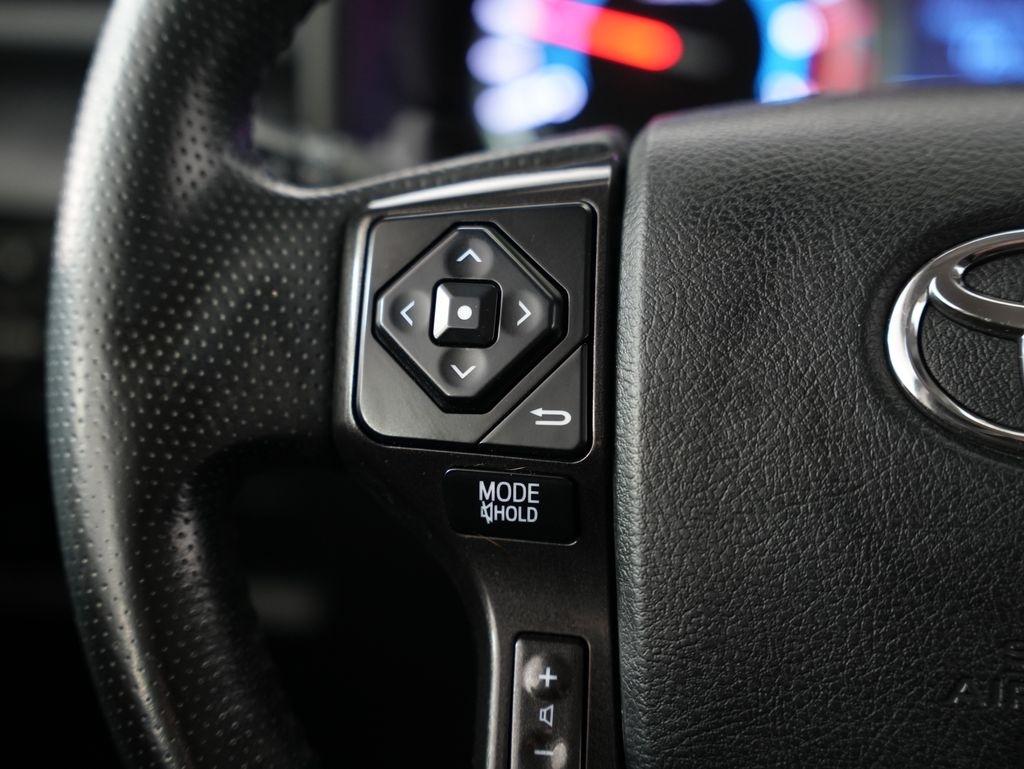 Toyota 4Runner TRD Off Road Premium 4WD (Natl) 2017