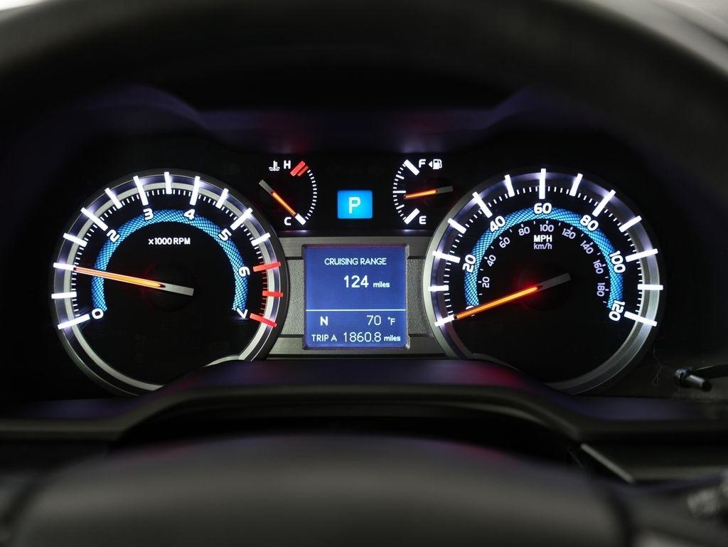 Toyota 4Runner TRD Off Road Premium 4WD (Natl) 2017