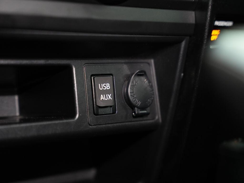 Toyota 4Runner TRD Off Road Premium 4WD (Natl) 2017